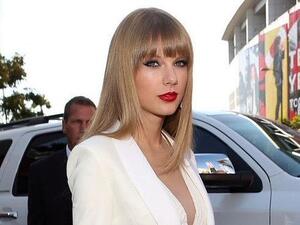 Taylor Swift (Twitter)