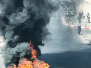 Police brutality against Palestinians in Jaffa (Twitter)