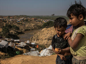 مخاوف من تفشى "كورونا" بسرعة في مخيمات اللاجئين والنازحين المكتظة بشدة 