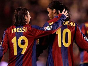 رونالدينيو وميسي