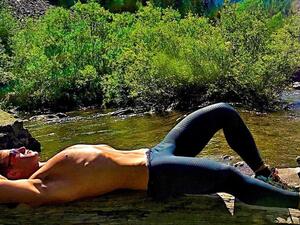 SHOCKING & DISRESPECTFUL! Omar Sharif Jr. Puts His Bare Bottom on Display to Greet Muslims for Eid