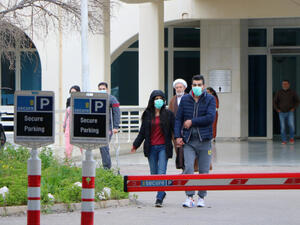 إجمالي الإصابات بكورونا في لبنان يرتفع إلى 733 حالة.