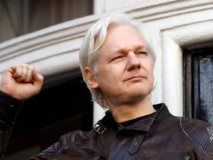 Julian Assange (Twitter)