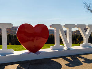 شعار I♥NY