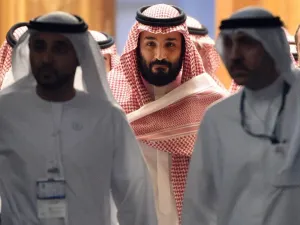 Saudi Crown Prince Mohammed bin Salman, centre. (AFP/File)