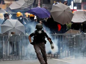 مظاهرات للمعارضة، تشهدها هونغ كونغ منذ العام الماضي