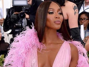 Naomi Campbell follows a "clean vegetarian" diet.