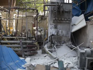 A picture taken on July 7, 2020, shows the site of an explosion at an oxygen factory in town of Baqershahr, south of the capital Tehran. An explosion killed two people before dawn at a factory south of Iran's capital, state media reported, blaming human error for the latest in a string of blasts in the Islamic republic. Mehdi KHANLARI / FARS NEWS / AFP