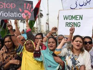 Cracking down on so-called "honour killings" in Pakistan (Twitter)