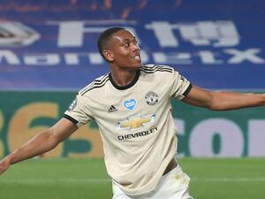 مارسيال يحتفل بهدفه