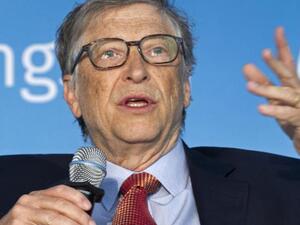  بيل غيتس، المؤسس المشارك لشركة “مايكروسوفت”
