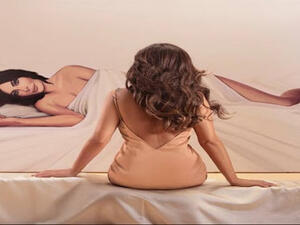 ألبوم إليسا الجديد (صاحبة رأي)