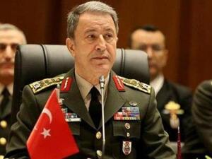 وزير الدفاع التركي خلوصي آكار