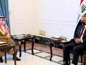وأطلع وزير الخارجية  العراقي فؤاد حسين نظيره السعودي على نتائج زيارة الكاظمي إلى واشنطن