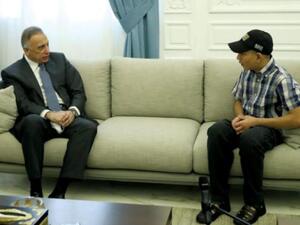  مصطفى الكاظمي مستقبلا الفتى حامد سعيد