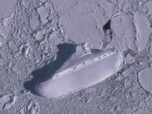 A Google Earth user discovered what they believe to be a '400ft ice ship' off Antarctica (YouTube)