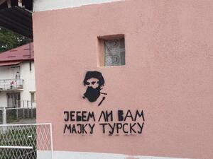 The portrait of Serb war criminals painted on Muslim houses in Montenegro (Facebook)