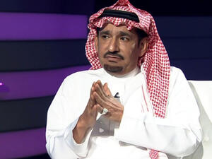 They Can Be a Meme! Saudi Actor Abdullah Al-Sadhan Poses With His 7 Carbon Copy Children! Watch