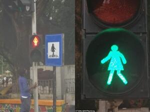 Mumbai is the first city in India to replace men symbols on pedestrian crossings with women symbols. (Twitter)