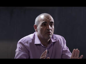 رسام الكاريكاتير عماد حجاج