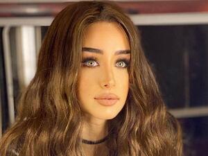 هنا الزاهد