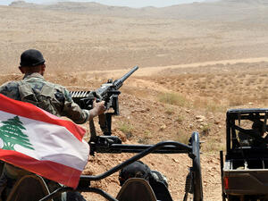 إلقاء قنبلة يدوية على دورية للجيش في منطقة المحفورة 