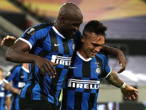 لاوتارو ولوكاكو يتألقان