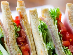 ساندويتشات التوست للأطفال