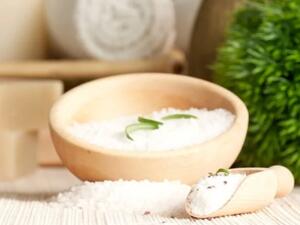 3 طرق لجذب الطاقة الإيجابية والمال بالملح