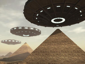 UFOs above Egypt pyramids. (Shutterstock/ File Photo)