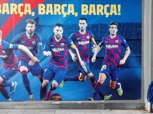 هل سيتعاقد برشلونة مع لاوتارو؟