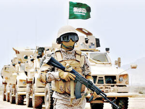 An Arab coalition soldier patrolling the Saudi border with Yemen. (File/AFP)