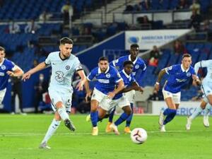 جورجينيو يفتتح أهداف البلوز