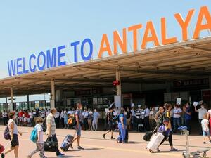 سائحون روس يتهمون شركة سياحية نظمت رحلتهم بالخداع والغش