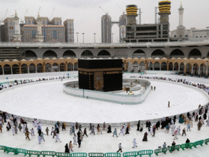  السعودية أوقفت إصدار تأشيرات العمرة بنهاية فبراير الماضي