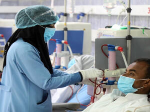 من المتوقع أن يتم إغلاق عدد من المستشفيات خلال الفترة المقبلة بسبب أزمة المشتقات النفطية