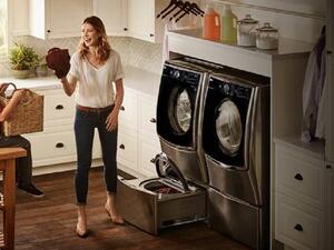 Tackle Two Loads of Laundry Simultaneously With LG Twinwash