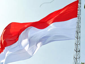 Indonesian Flag  (Shutterstock)	