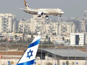 An Etihad Airways plane carrying a delegation from the United Arab Emirates (UAE) on a first official visit, lands at at Israel’s Ben Gurion Airport near Tel Aviv, on October 20, 2020. (JACK GUEZ / AFP)