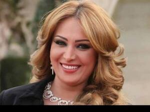 قمر خلف