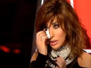 Najwa Karam Cries During the First Episode of The Voice Senior Because of an Unexpected Occurrence (Video)