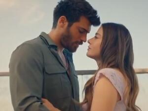 You Made Us Cry! Bay Yanlış Last Scene Was the Perfect Closure .. & Can Yaman and Özge Gürel Send Out a Message To the Cast