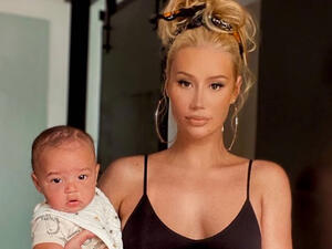 The 30-year-old rapper has confirmed her break-up via Instagram