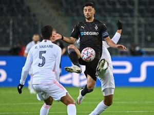 تعادل مثير بين مونشنغلادباخ وضيفه ريال