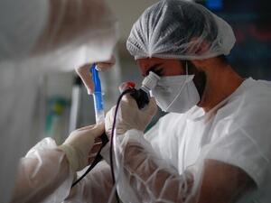 إيران تستعد لاختبار لقاح محلي ضد كورونا على البشر