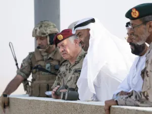  ولي عهد الامارات وجهه الدعوة لملك الاردن للمشاركة.