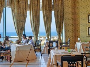 Discover Top Dining Experiences To Enjoy While Staying at Four Seasons Hotel Alexandria This Winter