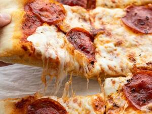 عجينة البيتزا بدون خميرة