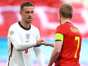 بلجيكا تحتفظ بالصدارة