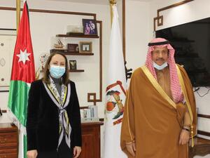 التأكيد على أهمية تعزيز التجارة البينية من خلال تسهيل الإجراءات وإزالة أي عقبات تعيق حركة التبادل التجاري